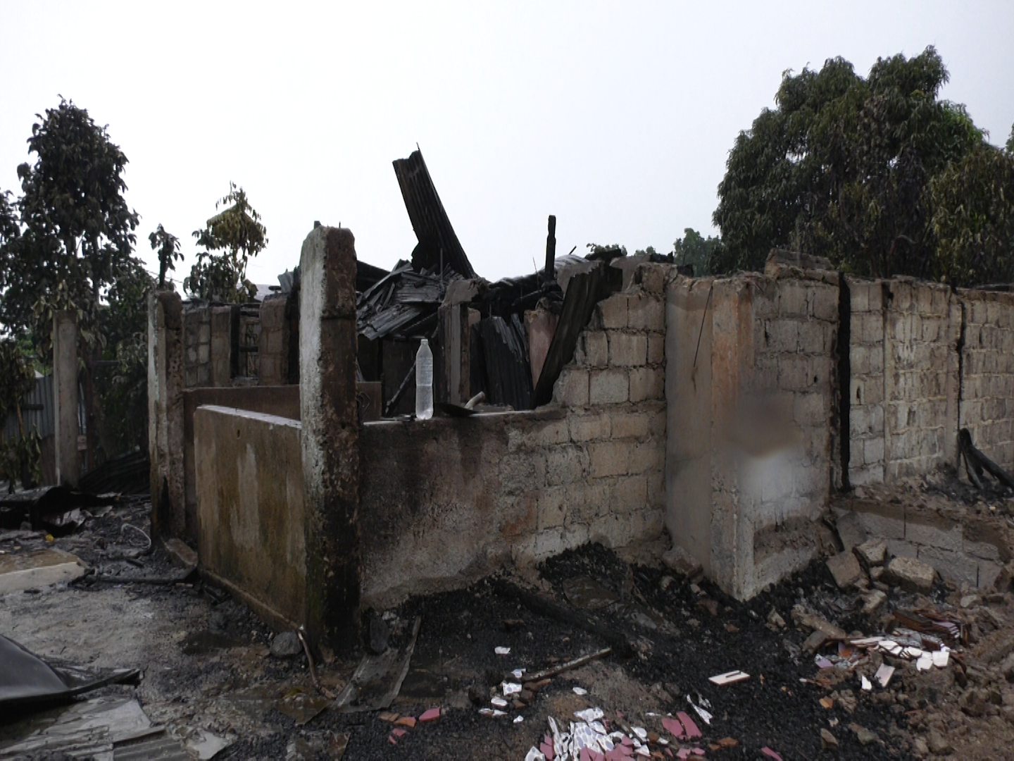 Dois incêndios, duas vítimas mortais e cinco casas destruídas em menos de 24 horas