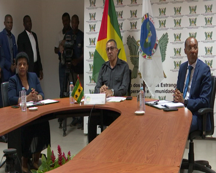 São Tomé e Príncipe integra missão para convencer o Ruanda a regressar a CEEAC